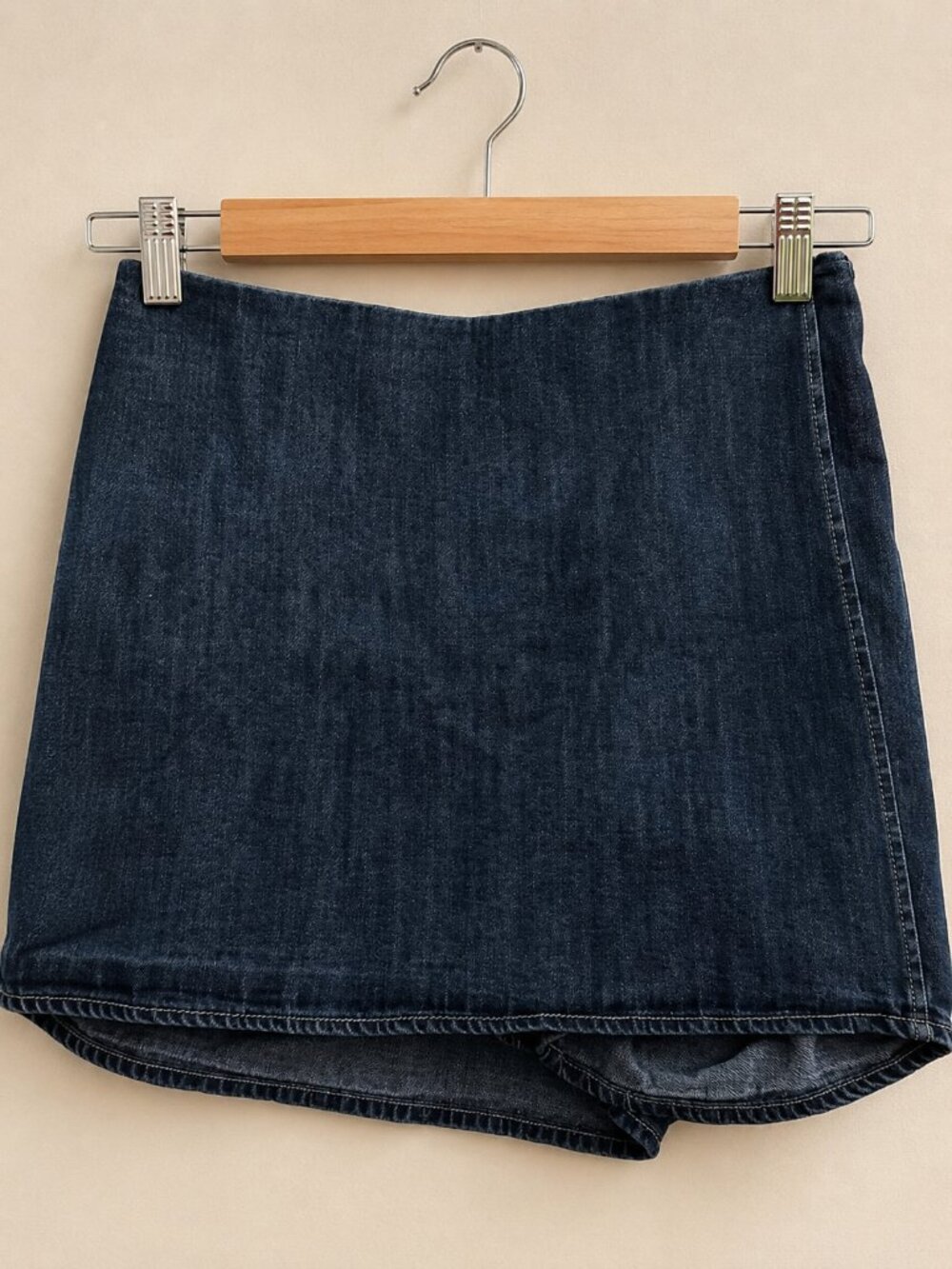 Old Navy Dark Wash Denim Skort Size Large NWT Pull-On Elastic Waist Chambray